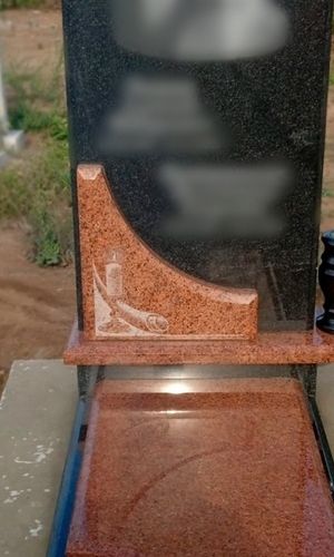 Комбинированный памятник К9